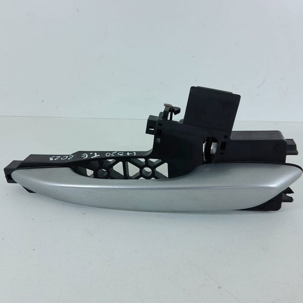 Macaneta Porta Hb20 Hatch Traseira Esquerda 2020/2024 Traseira