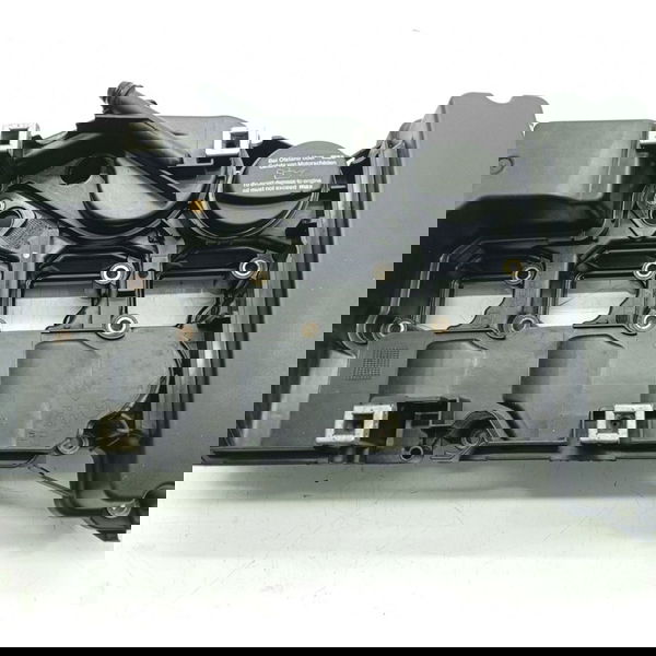 Tampa Valvula Mercedes Slk200 C180 05/2011 M271 A2710100630