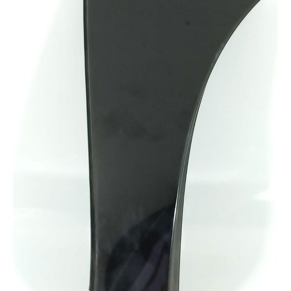 Acabamento Tampa Tras Mercedes Gla200 Esquerd0 A1567900388 Preto