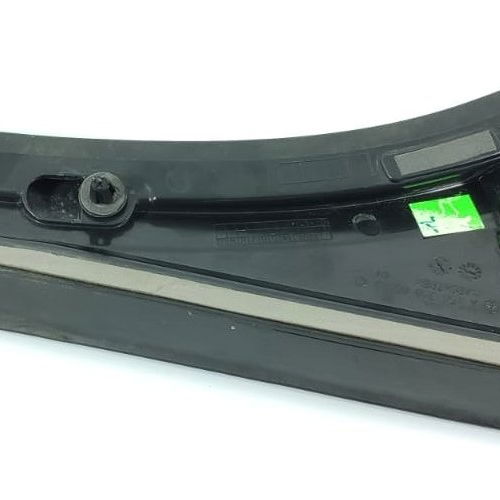 Acabamento Tampa Tras Mercedes Gla200 Esquerd0 A1567900388 Preto