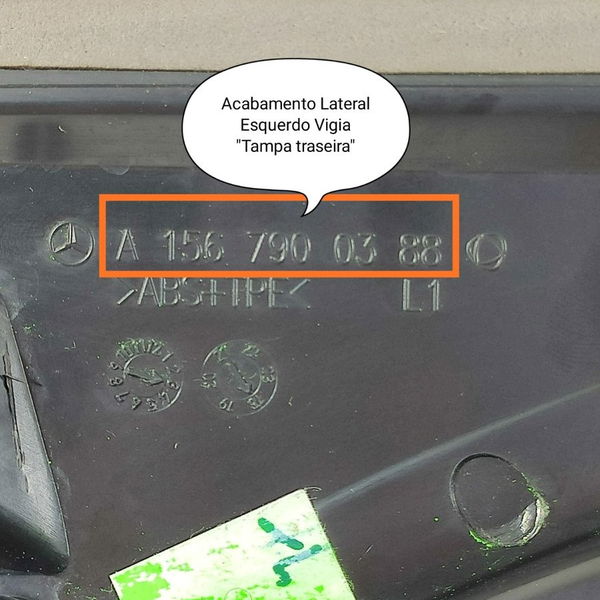 Acabamento Tampa Tras Mercedes Gla200 Esquerd0 A1567900388 Preto