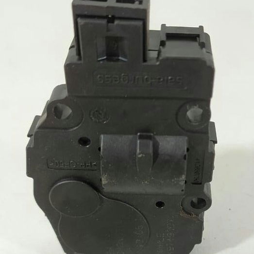 Motor Atuador Caixa Ar Porsche Panamera 2010/2019 K9749007