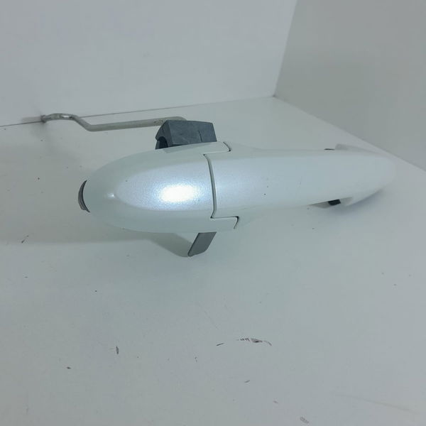 Macaneta Externa Honda Hrv Diantiera Direita 2015/2021 Branco Dianteira