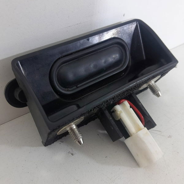 Botao Macaneta Tampa Traseira Honda Hrv 2015/2021