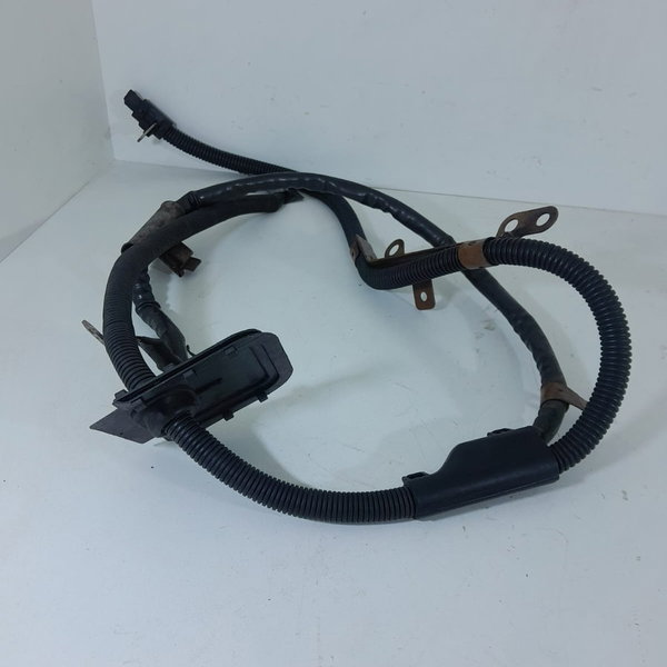 Cabo Alternador Bateria Mercedes C180 C200 2012 A2075400010