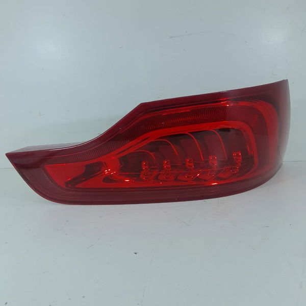 Lanterna Audi Q7 Esquerda 2010 2012 2013 2014 2015 4l0945093 Esquerdo/motorista Vermelho