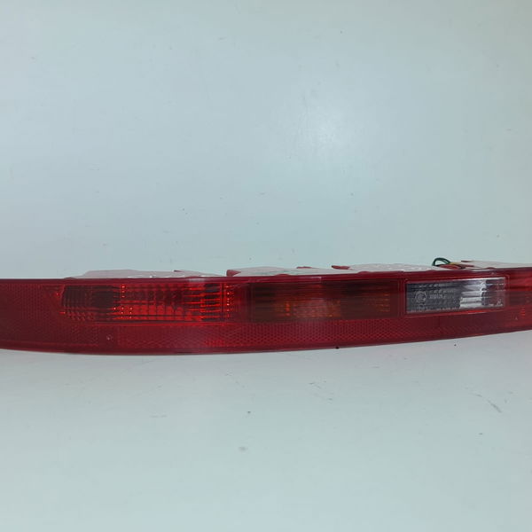 Lanterna Parachoque Q5 Esquerda 2008/2015 8r0945095 Vermelho