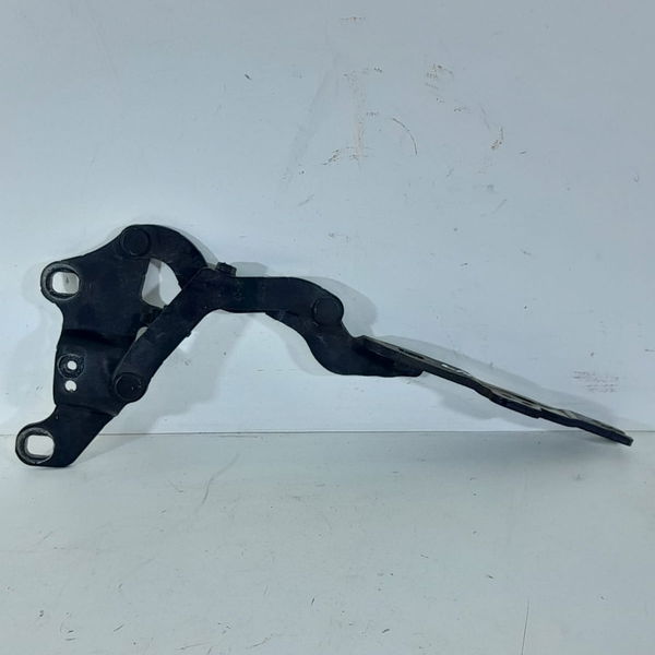 Dobradica Braco Capo Bmw 118 120 130 Esquerdda 2004/2010