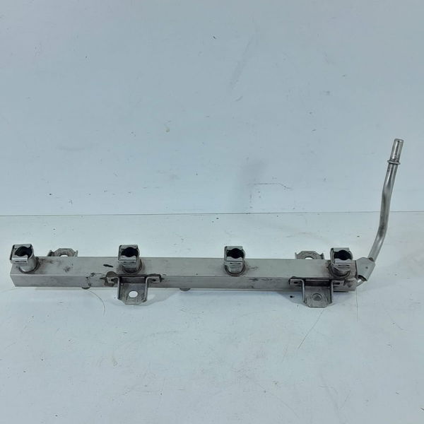 Flauta Bico Injetor Bmw X1 118 120i 2004 2005 A 2010 7530420