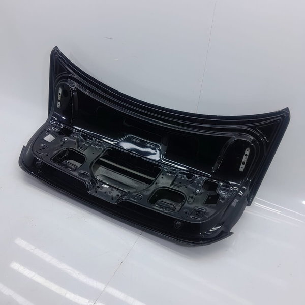 Tampa Traseira Jetta 2011/2016 Preto