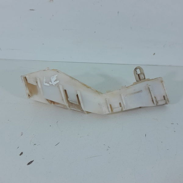 Guia Parachoque Pajero Full Dianteiro Esque 2007/2016 /34686