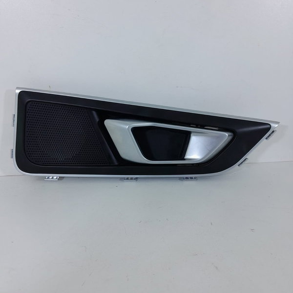 Macaneta Porta Tiggo 8 Traseira Direita 2019 2024 Original Traseira