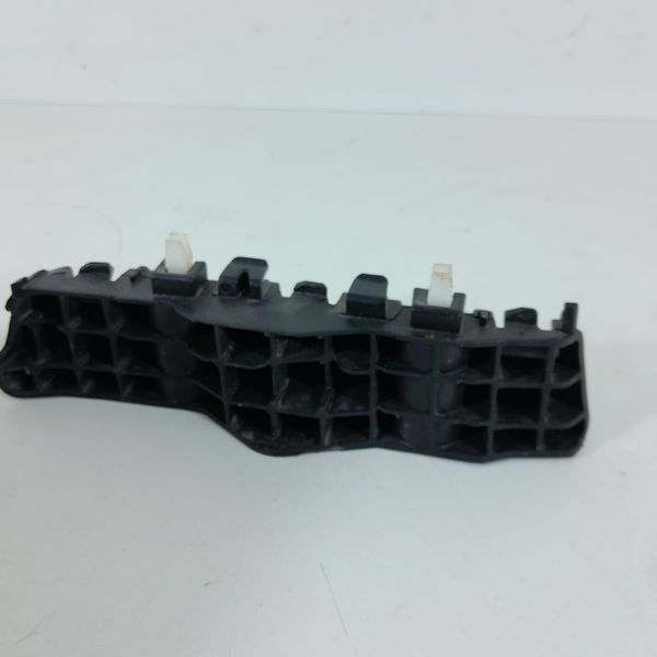 Guia Parachoque Hb20 Dianteira Esquerdo 2020/2024 8651r1600