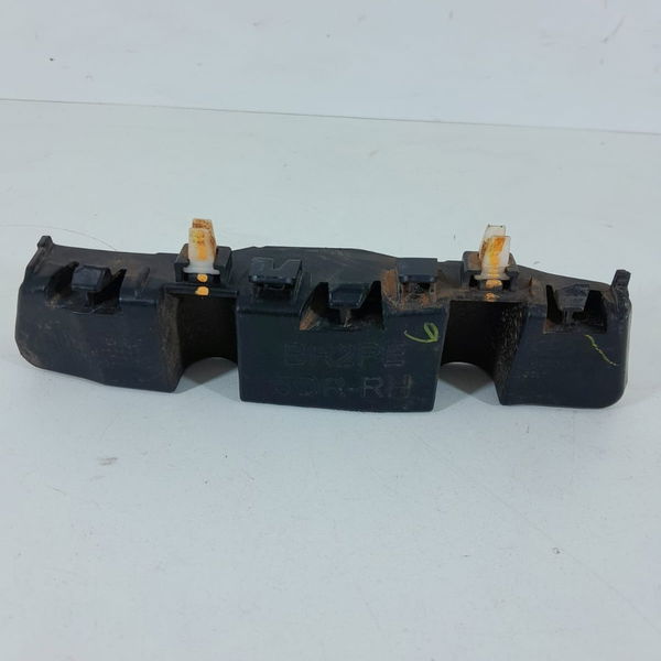 Guia Parachoque Hb20 Dianteira Direito 2020/2023 86552r1600