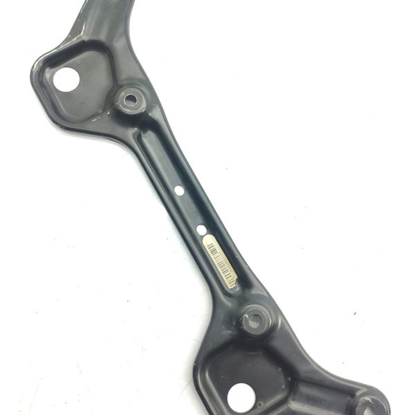 Suporte Agregado Mercedes C189 C200 2008/2014 A2046280011