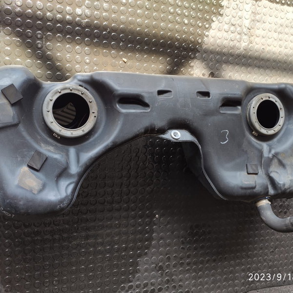 Tanque Combustivel Bmw 118 120 130 2005/2010