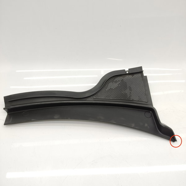 Grade Parabrisa Tiguan Direita 2009/2016 Detalhe 5n1819404