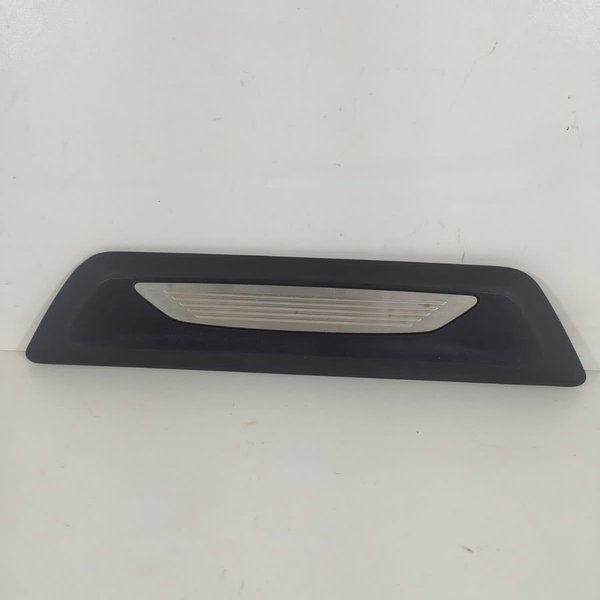 Soleira Porta Bmw 320gt 328gt 2013/2018 Traseira Esq 7324629 Preto