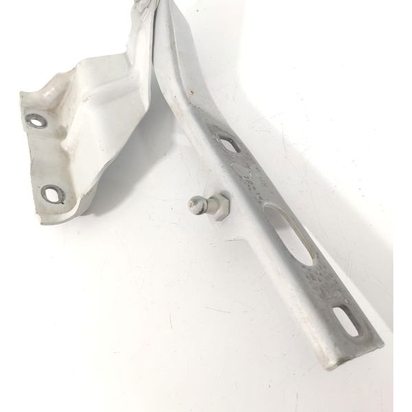 Braco Dobradica Capo Audi Q5 Direita 2011/2016 8r0823302a