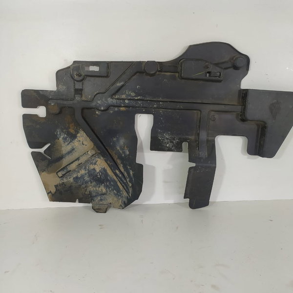 Defletor Radiador Peugeot 2008 Direito 2018/2024 9801635580