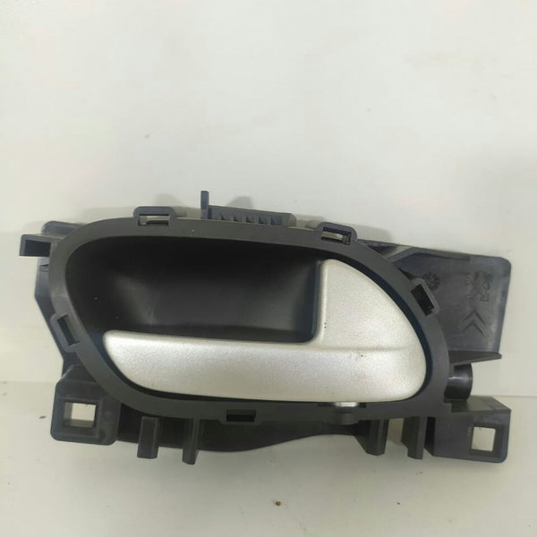 Maçaneta Interna Peugeot 2008 Direita 2020/2024 Original