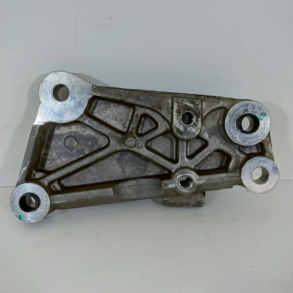 Suporte Câmbio Cactus 2018/2024 9809868080