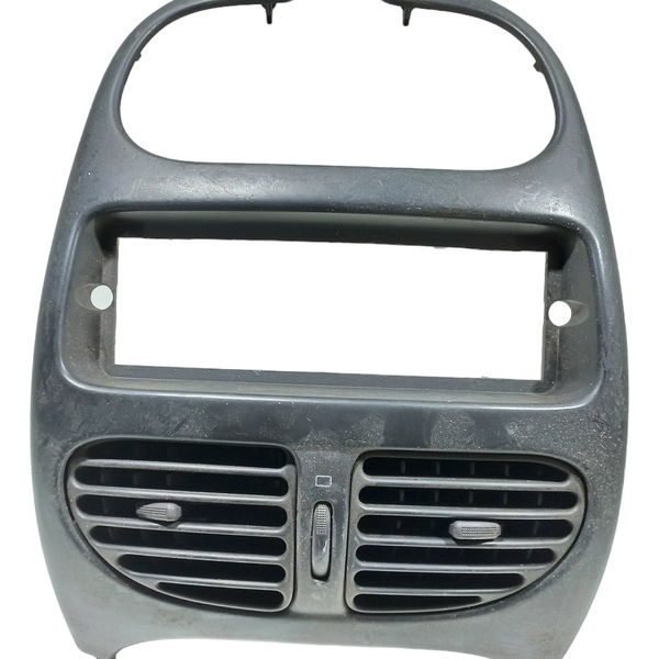 Moldura Central Rádio Difusor Ar Peugeot 206