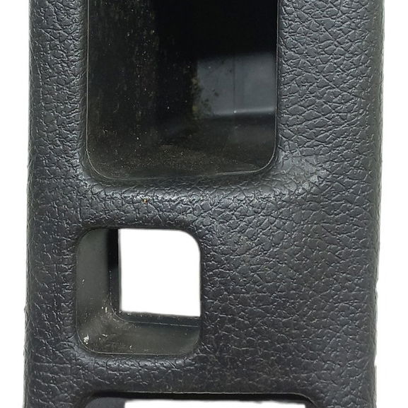 Moldura Botão Regulagem Farol Porta Objetos Peugeot 206