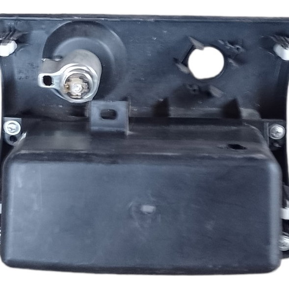 Porta Treco Mitsubishi Airtrek 2007  Preto