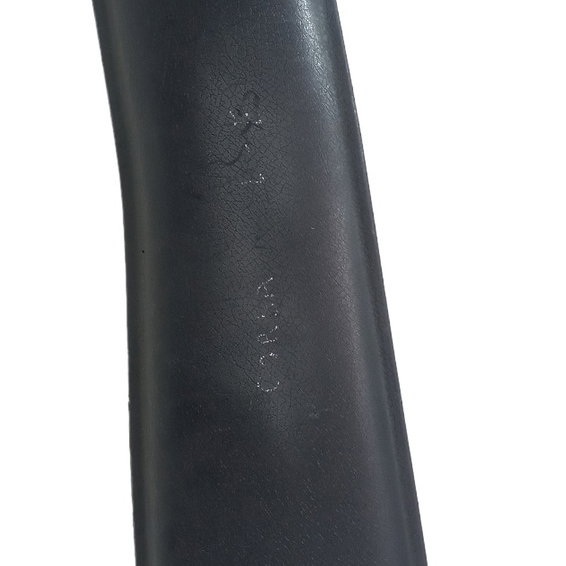 Moldura Acabamento Coluna Central Esquerdo Gm Corsa 2004