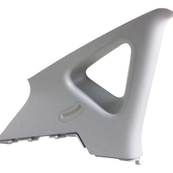 Acabamento Coluna Traseira Esquerda Hyundai I30 2009 2010