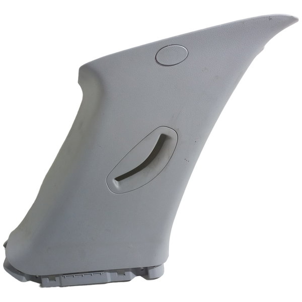 Acabamento Coluna Traseira Esquerda Kia Sportage 2008 2009