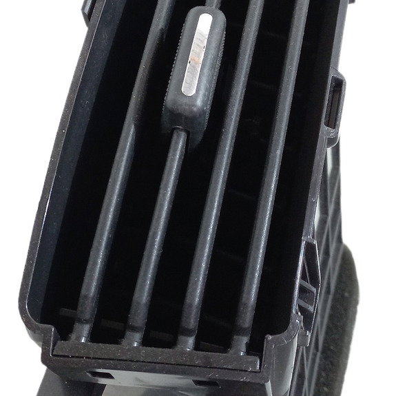 Difusor Ar Condicionado Central Esquerdo Hyundai I30 2009