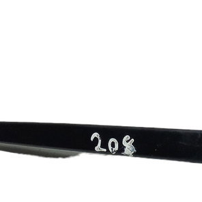 Braço Limpador Parabrisa Direito Peugeot 208 2014  Direito