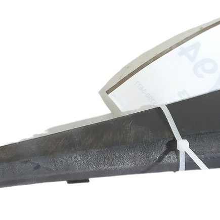 Moldura Lado Direito Churrasqueira Gm Cobalt 2013