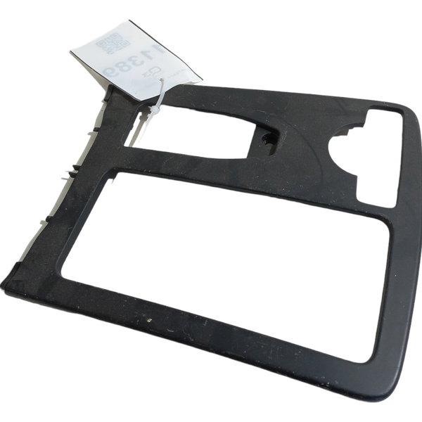 Moldura Console Central Mercedes Benz C180 2011