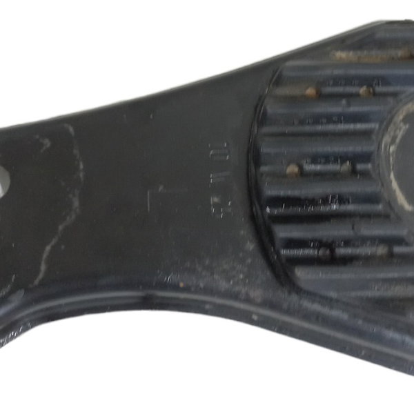 Suporte Braço Eixo Esquerdo Mercedes C180 2011