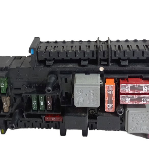 Caixa Fusível Interna Mercedes C180 2011