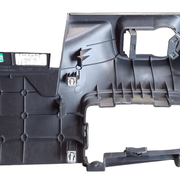 Moldura Botão Farol Caixa Fusível Chevrolet Onix 2019