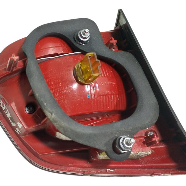 Lanterna Direita Tampa Traseira Volkswagen Spacefox 2015 Direito