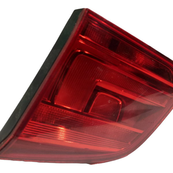 Lanterna Direita Tampa Traseira Volkswagen Spacefox 2015 Direito