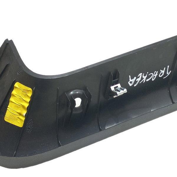 Acabamento Interno Esquerdo Tampa Traseira Gm Tracker 2019