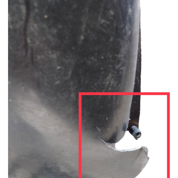 Parabarro Traseiro Direito Citroen Xsara Picasso Detalhes