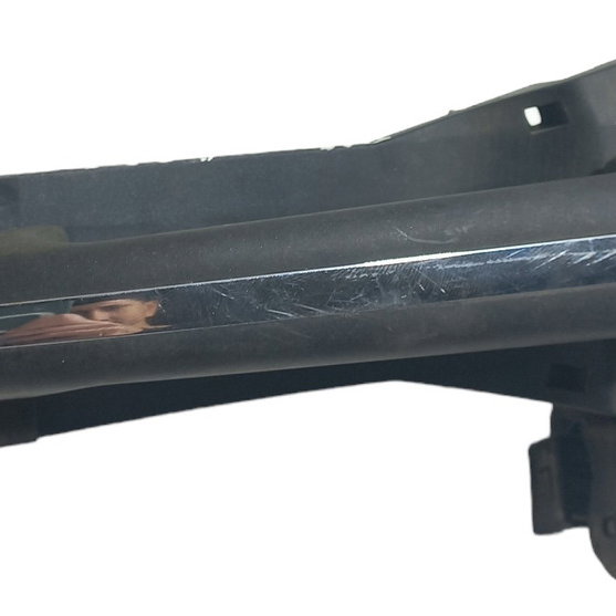 Maçaneta Externa Dianteira Esquerda Mercedes Benz Classe A Preto Com Detalhe Cromado Dianteira