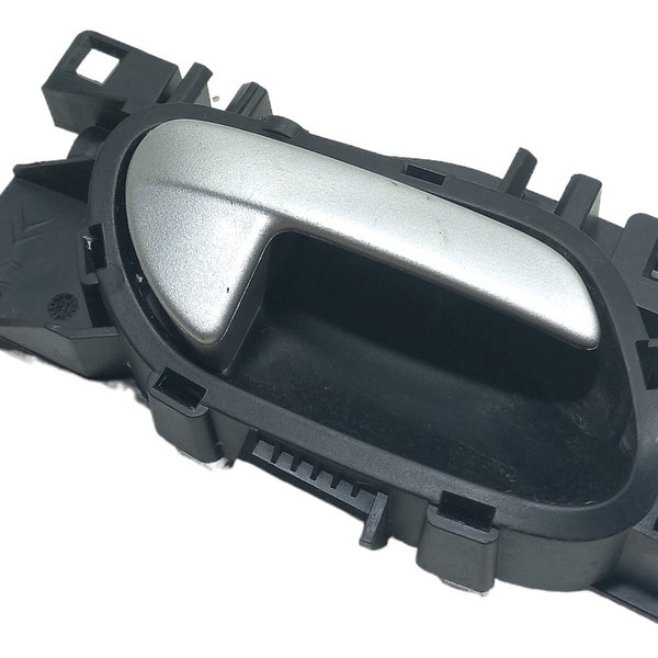 Maçaneta Interna Dianteira Direita Peugeot 208 2018 Cromado Dianteira