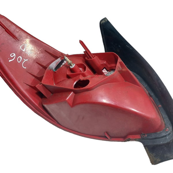 Lanterna Traseira Direita Peugeot 206 1999 Direito