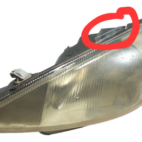 Farol Esquerdo Peugeot 206  Esquerdo