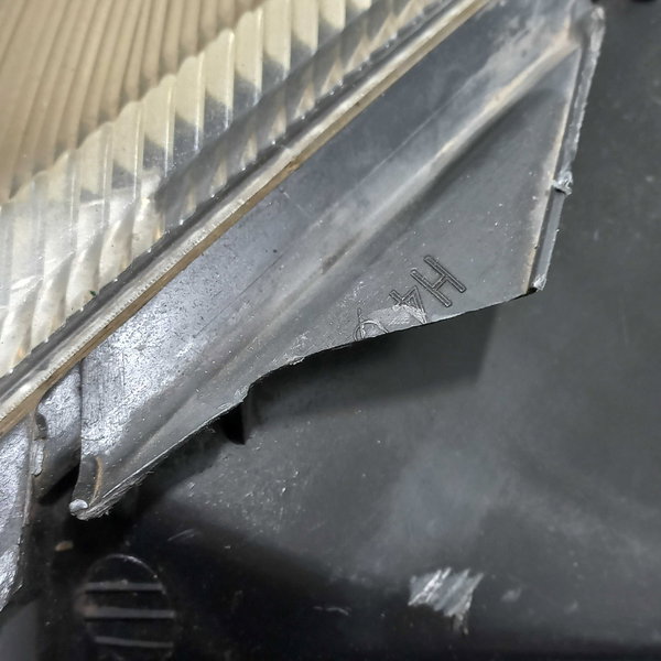 Farol Esquerdo Peugeot 206  Esquerdo