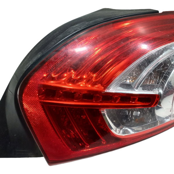 Lanterna Traseira Direita Peugeot 208 2014 Allure  Direito Vermelho