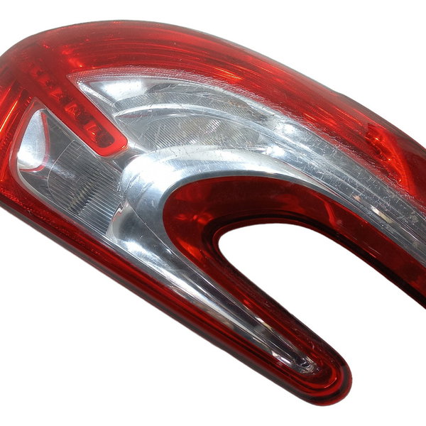 Lanterna Traseira Direita Peugeot 208 2014 Allure  Direito Vermelho